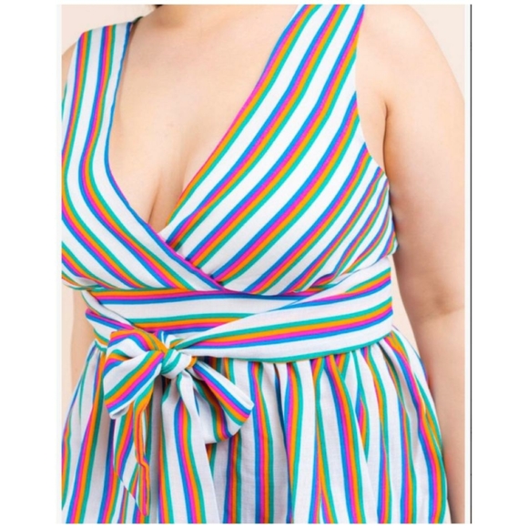 LAST ONE❗GILLI Plus Size Vibrant Stripes Top - Picture 6 of 7